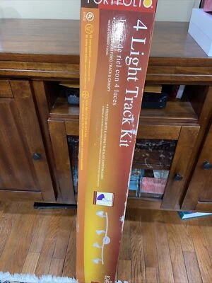 Accesorio de iluminación Portfolio 4 Light Track Accent 82497 acabado cromado Foto 1 de 3