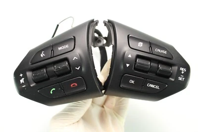 2016-2018 KIA SORENTO STEERING WHEEL CRUSIE CONTROL SWITCH OEM, 96700-C5000 - Image 1 of 4