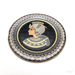 Plato de pared vintage, plato decorativo Hosny Gomaa hecho a mano - Hecho en Egipto 13 cm - Imagen 1 de 9