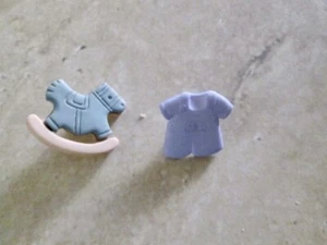 Bulk Baby Knöpfe mit Schaft, Schaukelpferd, Babykleidung, Basteln, Duschen, Nähen, - Bild 1 von 4