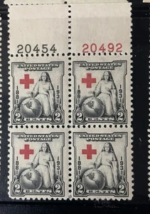 Scott 702, 2c Red Cross, Plate block/4, Top #s20492(R)/20454(B) MNH Free Ship - Picture 1 of 1