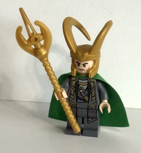 Lego 6869 Loki mit Stab Minifigur ~ Quinjet Aerial Battle Set ~ 2012 - Bild 1 von 4