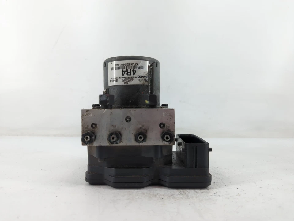 Módulo de control de bomba ABS Hyundai Accent 2015-2017 Kubna Foto 1 de 4