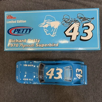 Racing Champions #43 Richard Petty 1970 Superbird Southern Chrysler #13 of 1002 - Image 1 of 4