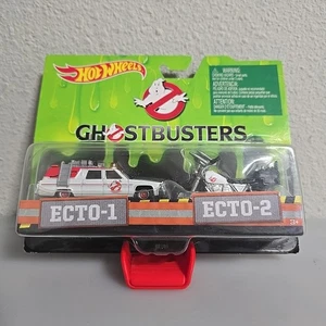 Hot Wheels Classic Ghostbusters Ecto-1 and Ecto-2 Vehicle 2-Pack - Picture 1 of 4