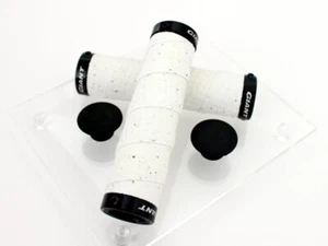 Giant Cork Carbon Pattern White Double Lock-On Handlebar Tape Grips - Picture 1 of 4