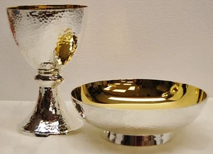SILVER AND GOLD PLATED HAMMERED CHALICE / COMMUNION CUP WITH BOWL PATEN. - Picture 1 of 1
