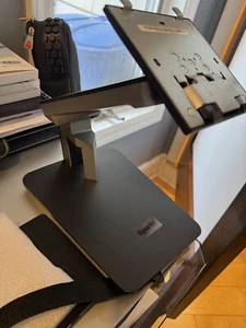 NUOVO supporto ergonomico scatola aperta per monitor touch ViewSonic TD2455 24" - Foto 1 di 3