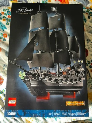 LEGO 10365 Piratas del Caribe Capitán Jack Sparrow's Barco Pirata Foto 1 de 4
