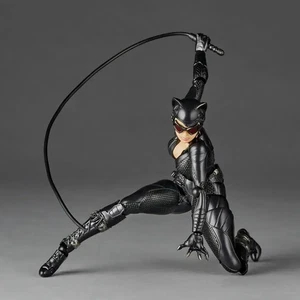 Kaiyodo Revoltech Yamaguchi Catwoman DC Batman Authentic Figure Rare - Picture 1 of 7