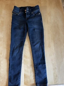 Celebrity Pink Jeans 10 Girls Youth Size Blue Denim Skinny Stretch Lightweight - Picture 1 of 5