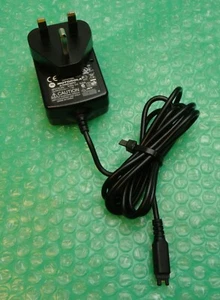 Motorola MTH-800 PSM7558A / NNTN7558A AC Adapter Power 4.4V 1.5A - UK 3-Pin Plug - Picture 1 of 4