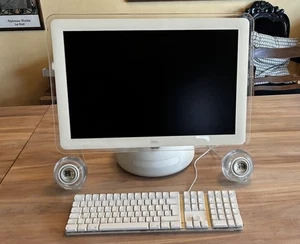 Apple iMac G4 - 20 Zoll, 1.25 GHz - Bild 1 von 19