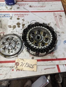 1971 Suzuki TS125 clutch basket RN - Picture 1 of 8