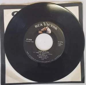 45 RPM - LES JEROLAS -  Charlie Brown /la danse du printemps   Quebec Garage vg+ - Picture 1 of 2