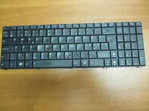 Original Tastatur V090562BK1 aus einem Asus X66IC Ersatzteile - Bild 1 von 1