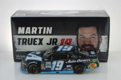 Martin Truex Jr 2019 seguro de propietarios de automóviles 500th Start 1:24 Nascar diecast Foto 1 de 3