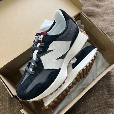 NEW Boxed BALANCE 327 TRAINERS BLACK GUM MOONBEAM SIZE UK 6 (W) ⚪️⚫️ - Image 1 of 4