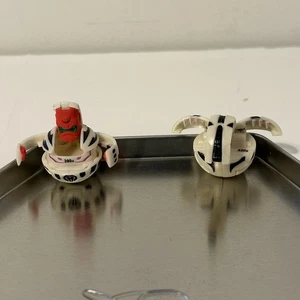 Bakugan B1 White Pearl Dragonoid Darkus 420G & Cycloid 390 G Battle Brawler - Bild 1 von 14
