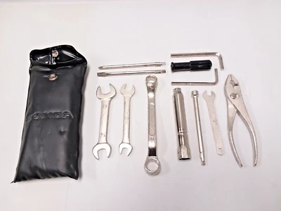 HONDA 89010-MCA-780 FACTORY TOOL KIT FOR GL1800 2002 TO 2010--Missing 10x12 box Foto 1 de 4