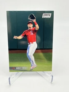 2021 Topps Stadium Club Chrome #200 Mike Trout Los Angeles Angels - Picture 1 of 6