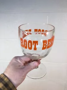 Bonito cáliz vintage con patrón de huella digital con tallo de vidrio de cerveza de raíz - Imagen 1 de 5