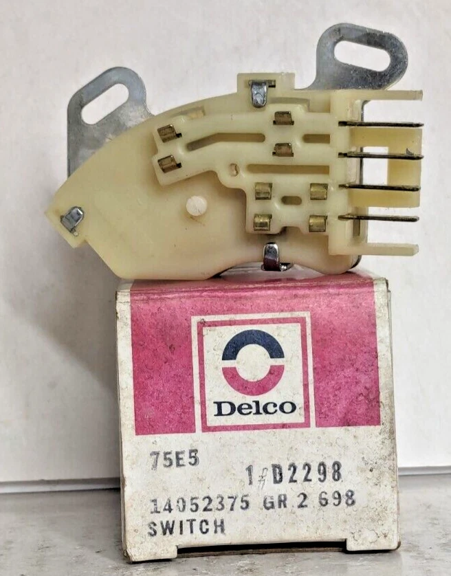 Interruptor de seguridad neutro 83-87 CHEVETTE, PONTIAC T1000 01052375 D2298 NUEVO DE STOCK Foto 1 de 4