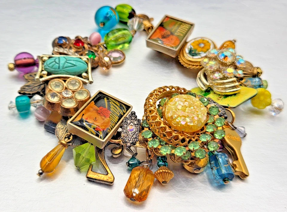 Vintage Couture Multicolor Chunky Art Charm Bracelet 7" - Image 1 of 4
