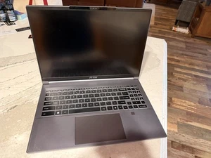 MSI Creator 16 AI Studio – Ultra 9 • RTX 4080 • 32GB • 2TB • Windows 11 Pro - Picture 1 of 5