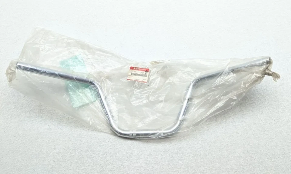 Nuevo manillar Suzuki GZ250 1999 OEM 56111-12F00 Foto 1 de 1