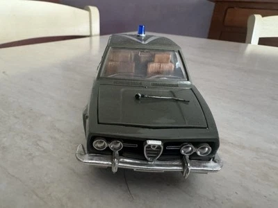 ALFETTA ALFA ROMEO POLIZIA MEBETOYS SCALA 1:25 DA COLLEZIONE - Immagine 1 di 4