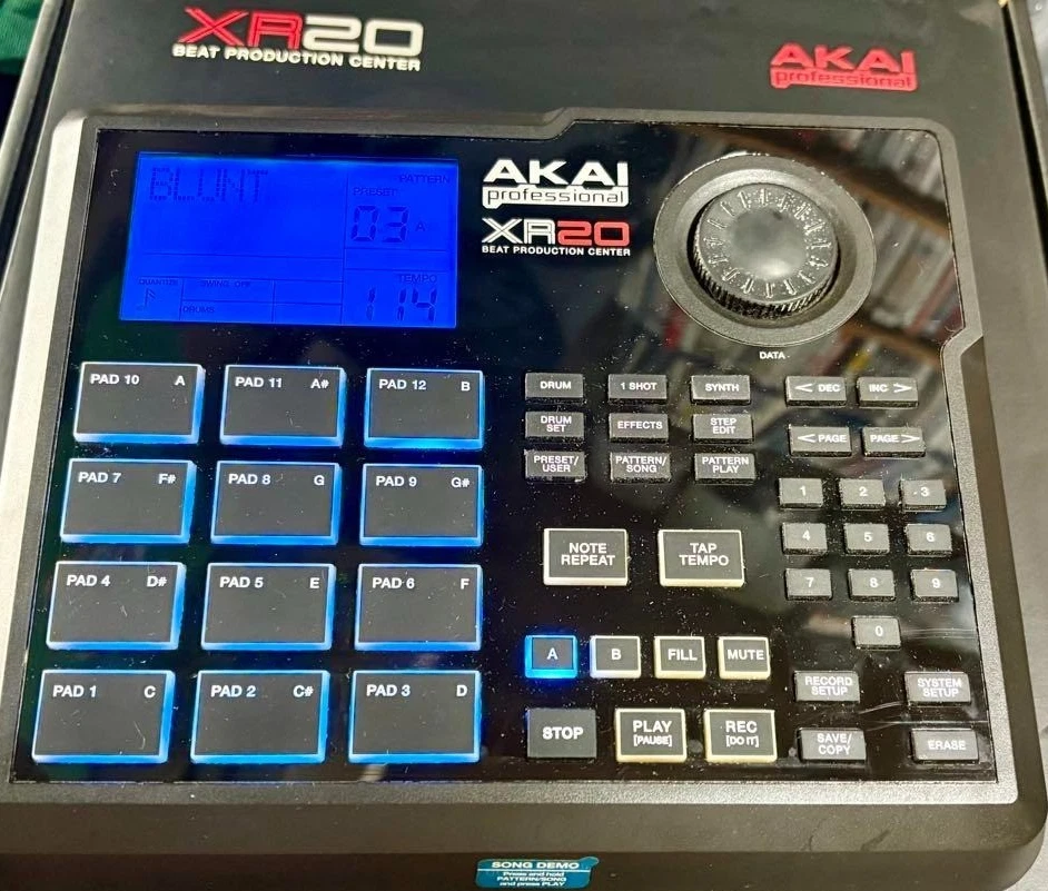 Akai XR-20 Free Shipping From Japan - Image 1 of 4
