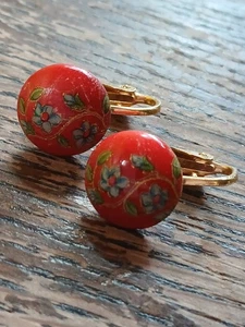 Orecchini vintage clip fiori dipinti su vetro forma bottone anni 40 retrò cottage core  - Foto 1 di 6