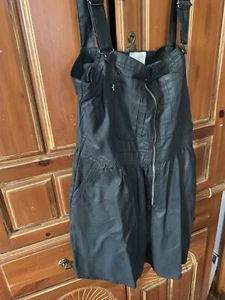 Levi’s Vintage Buckle Strap Jumper Mini Dress Pockets Black Polished Fabric Sz L - Picture 1 of 5