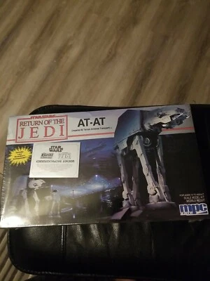 Star Wars Return of the Jedi MPC AT-AT Model Kit # 8919 new Box - Image 1 of 4