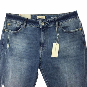 Pantalones de mezclilla Warp + Weft Los Angelas LAX para mujer talla 31 ajustados al tobillo desgastados recortados rasgados - Imagen 1 de 9