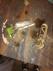 1993 Kawasaki KDX200  driver foot pegs with pins and springs - Picture 1 of 3