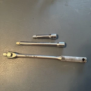 Vintage HUSKY 10" # CB51 3/8" BREAKER BAR KNURKED HANDLE Bonus Extensions - Picture 1 of 5