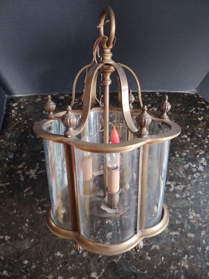 Потолочный светильник лампа латунь 3 лампы изогнутое стекло 6 сторон причудливое цепное фойе 14 дюймов - Изображение 1 из 4