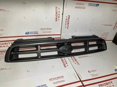 Subaru Impreza Outback 2001 2002 parrilla deportiva sin insignia OEM Bugeye GG Foto 1 de 4