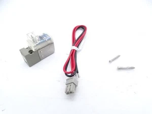 SMC V111-5LZ PNEUMATIC ACCESSORY - Picture 1 of 3