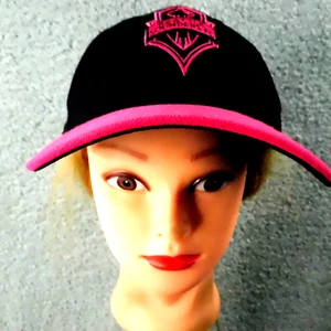 SEATTLE SOUNDERS FC Cap Hat Big Logo MLS SOCCER Embroidered Hook & Loop Adj - Picture 1 of 9