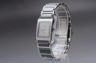 Reloj de pulsera Rado Diastar de cuarzo 153.0319.3N blanco para dama tamaño de 6 pulgadas de JAPÓN Foto 1 de 4