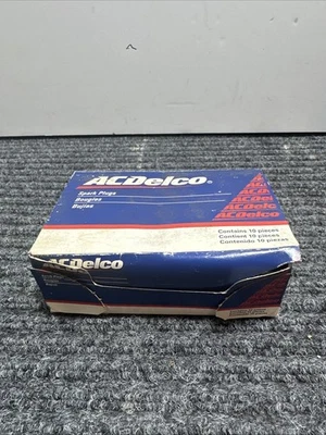 CANTIDAD 8 BUJÍAS NUEVAS ACDELCO CR43TS GM 19157996 8 de 10 Foto 1 de 4