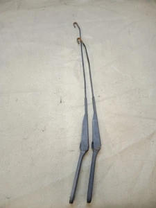 Vauxhall Vivaro Trafic Primastar 1.9 2.0 2.5 Windscreen Wiper Blade Arms 01-2014 - Picture 1 of 6