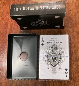 Brand new sealed washable Royal Plastic Playing Cards - Picture 1 of 4