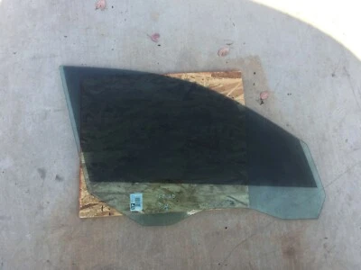 BMW 530i 2004-2007 ventana delantera derecha vidrio automático OEM Foto 1 de 4