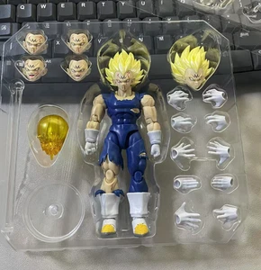 Modellino personalizzato SSJ Majin Vegeta Battle Damage Super Saiyan 3.0 Black Hole & TK - Foto 1 di 2