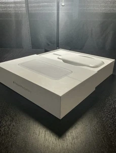 apple vision pro battery  - Picture 1 of 2
