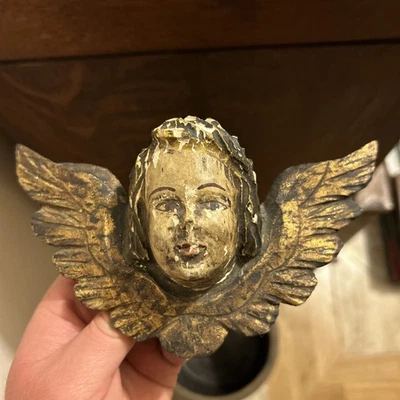 古董雕刻木绘小天使带展开翅膀壁挂装饰 — 第 1/4 张图片